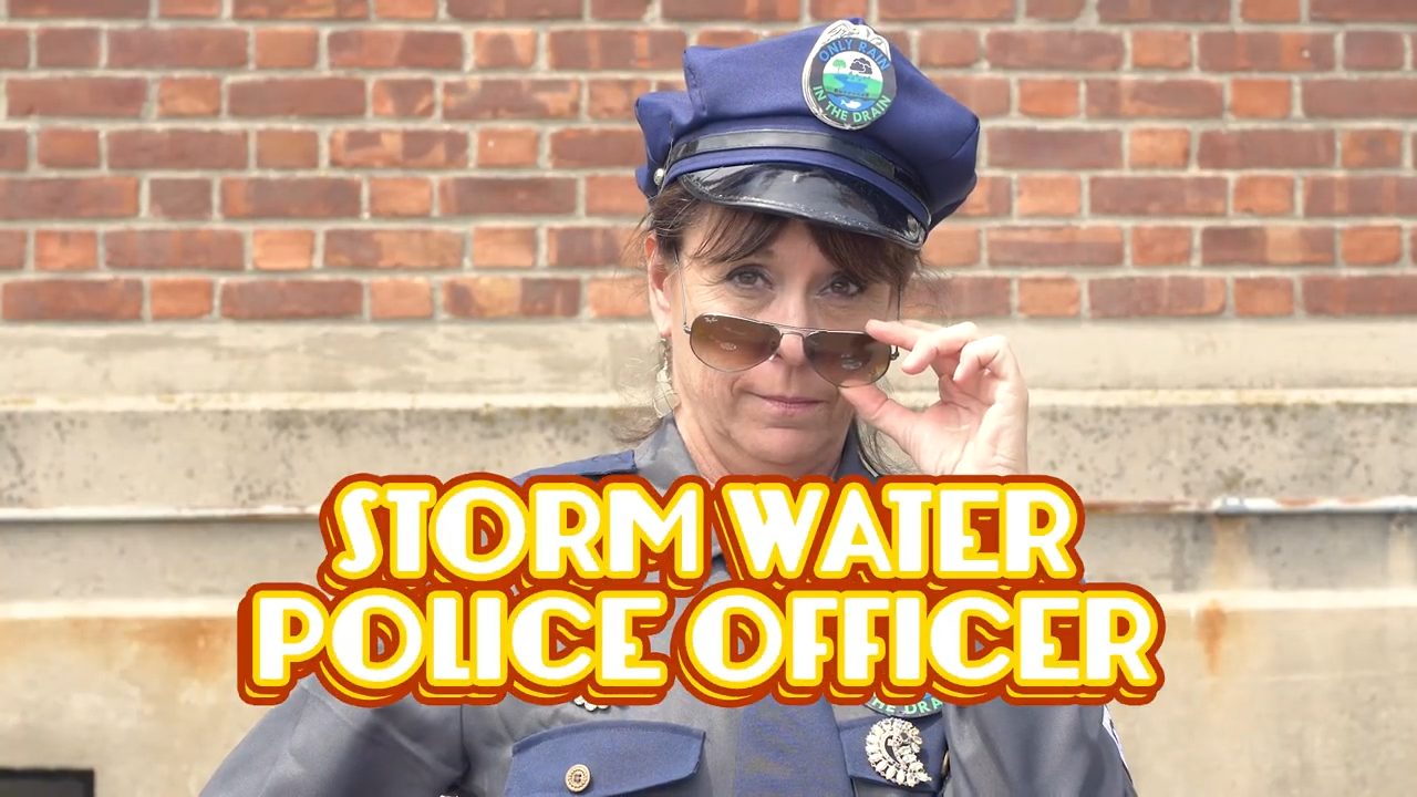 Policía de aguas pluviales